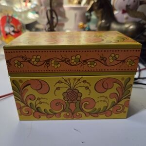 Vintage Floral Tin BoxVintage Metal Recipe Box, 1960’s/70’s, Avon MCM